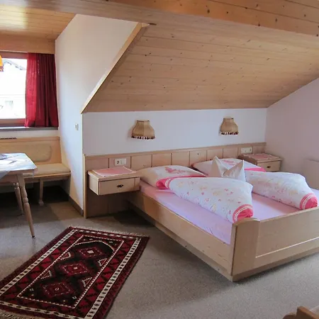 Gaestehaus Valentina Konukevi Mayrhofen