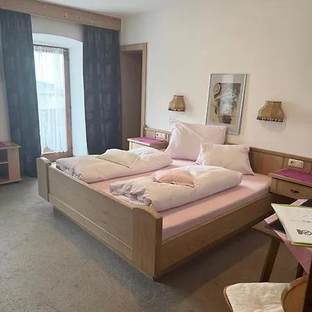 Konukevi Gaestehaus Valentina